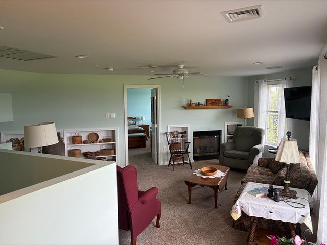 164 Hovey Rd, Monson, MA 01057