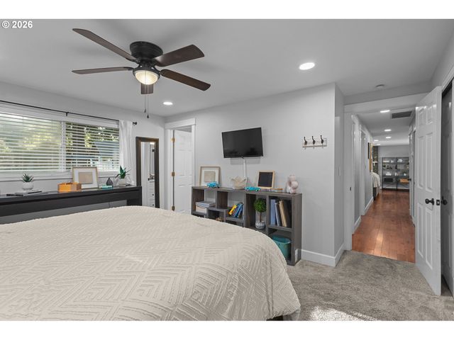 1434 Sw 5TH Pl, Gresham, OR 97080