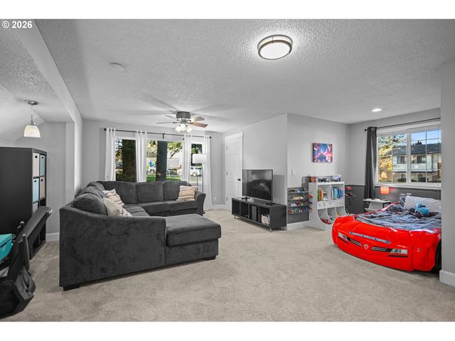 1434 Sw 5TH Pl, Gresham, OR 97080