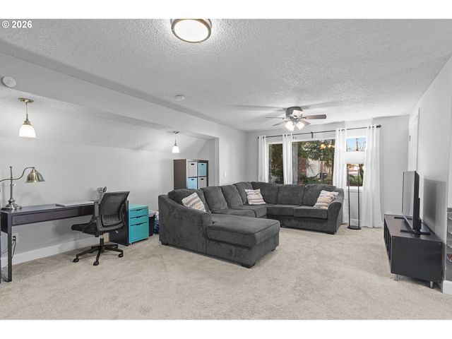 1434 Sw 5TH Pl, Gresham, OR 97080