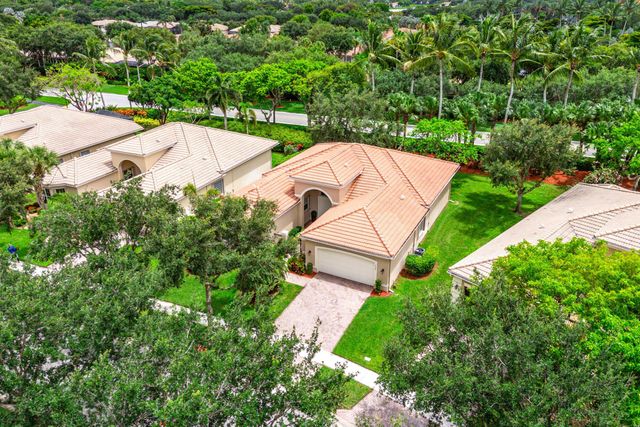 6968 Corning Circle, Boynton Beach, FL 33437