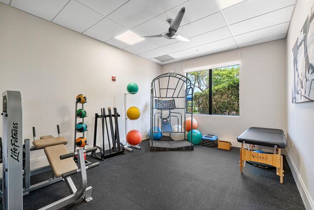 6968 Corning Circle, Boynton Beach, FL 33437