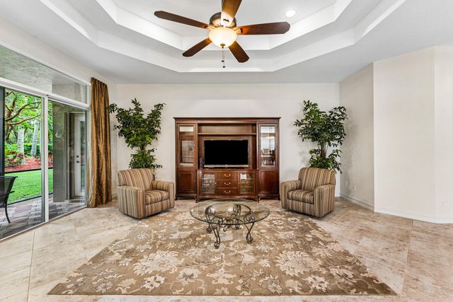 6968 Corning Circle, Boynton Beach, FL 33437