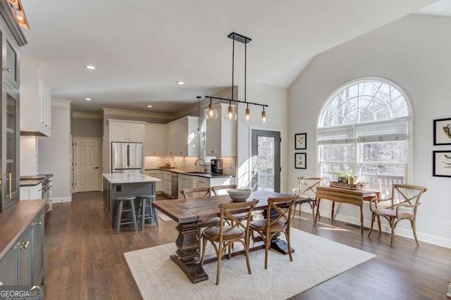 311 Spring Willow Drive, Sugar Hill, GA 30518