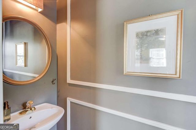 311 Spring Willow Drive, Sugar Hill, GA 30518