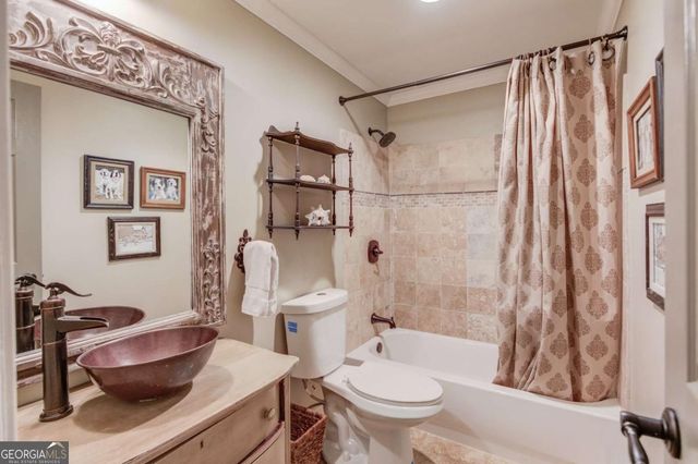 311 Spring Willow Drive, Sugar Hill, GA 30518