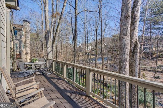 311 Spring Willow Drive, Sugar Hill, GA 30518