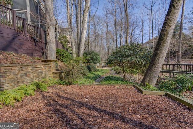 311 Spring Willow Drive, Sugar Hill, GA 30518