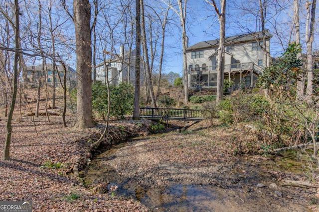 311 Spring Willow Drive, Sugar Hill, GA 30518