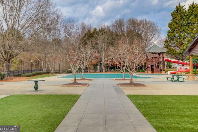 311 Spring Willow Drive, Sugar Hill, GA 30518