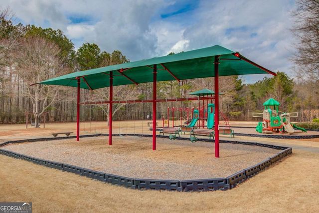 311 Spring Willow Drive, Sugar Hill, GA 30518