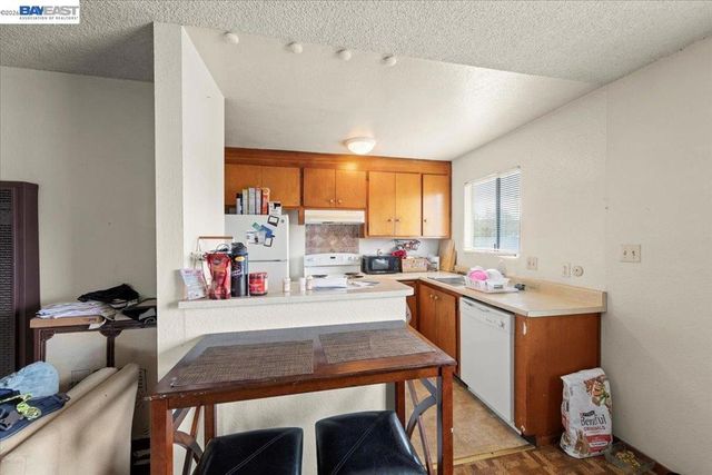 38850 Bell St, Fremont, CA 94536