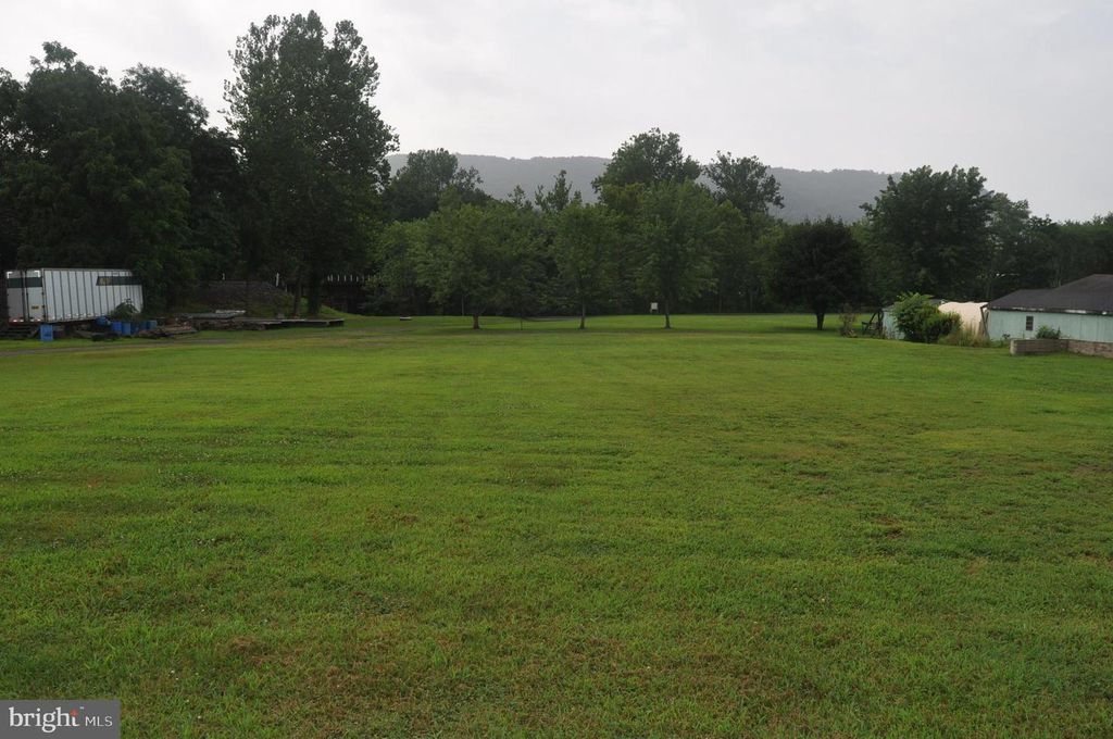 34 PINE ST, Millersburg, PA 17061