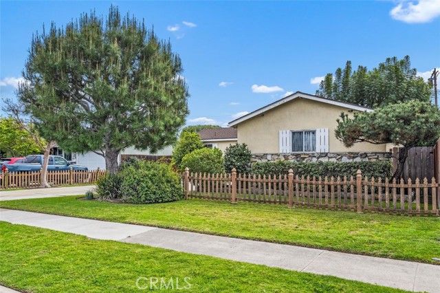 6052 Mahogany, Westminster, CA 92683