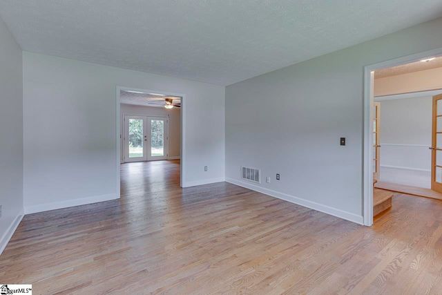 507 Hedgewood Terrace, Greer, SC 29650