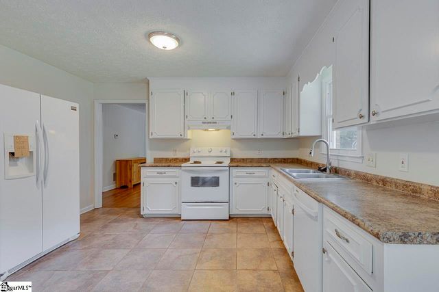 507 Hedgewood Terrace, Greer, SC 29650