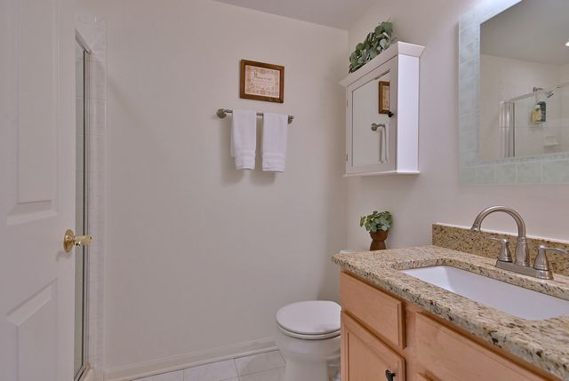 210 N Addison Avenue 301, Elmhurst, IL 60126