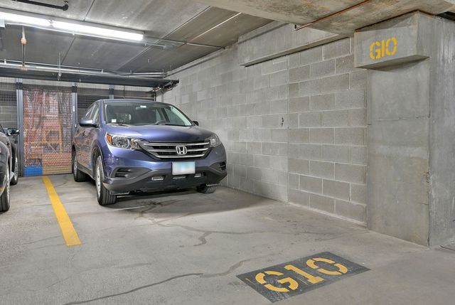 210 N Addison Avenue 301, Elmhurst, IL 60126