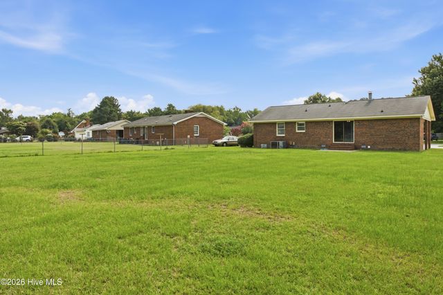 1538 Westmont Drive, Greenville, NC 27834