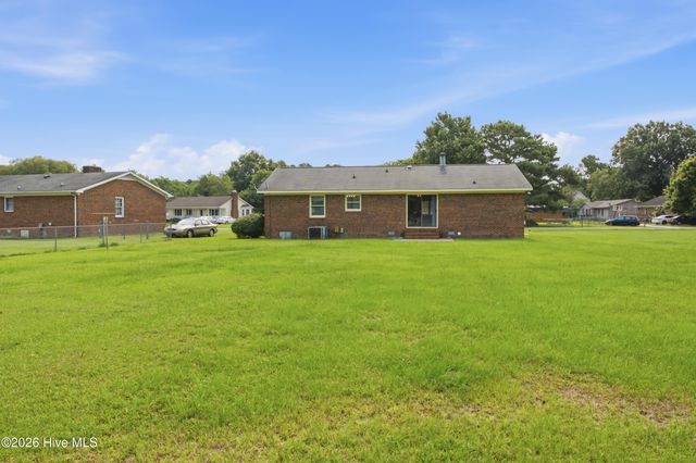 1538 Westmont Drive, Greenville, NC 27834