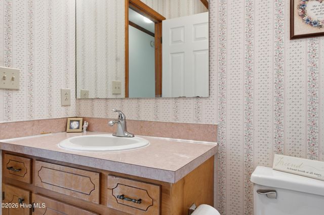 1538 Westmont Drive, Greenville, NC 27834