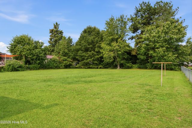 1538 Westmont Drive, Greenville, NC 27834
