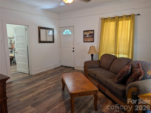 507 E 10th Street, Kannapolis, NC 28083