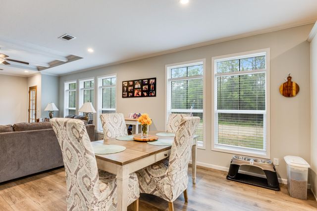 120 W Clover Lane, Defuniak Springs, FL 32433