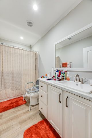 120 W Clover Lane, Defuniak Springs, FL 32433