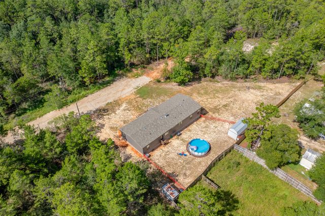 120 W Clover Lane, Defuniak Springs, FL 32433