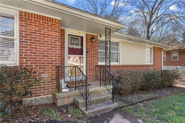 2049 Shady Lane, Tucker, GA 30084