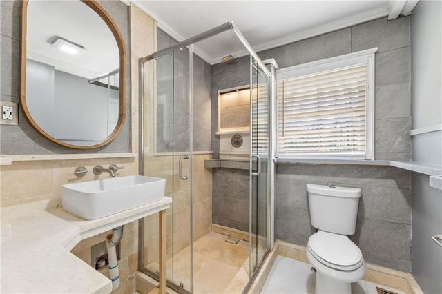 2049 Shady Lane, Tucker, GA 30084