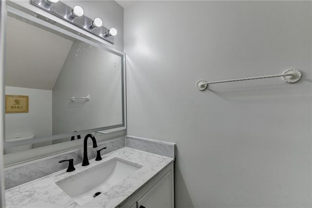 3977 Howell Park Road, Duluth, GA 30096