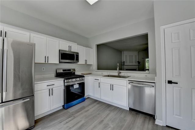 3977 Howell Park Road, Duluth, GA 30096