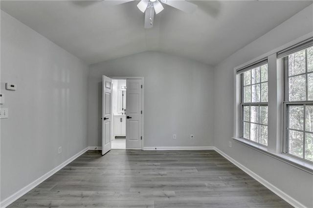 3977 Howell Park Road, Duluth, GA 30096