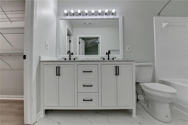 3977 Howell Park Road, Duluth, GA 30096