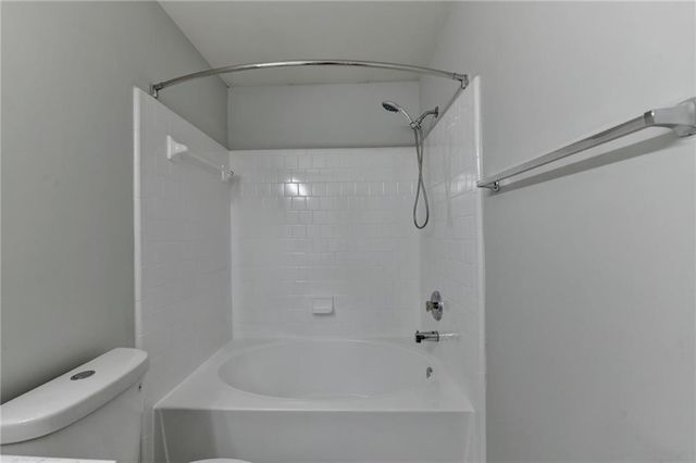 3977 Howell Park Road, Duluth, GA 30096