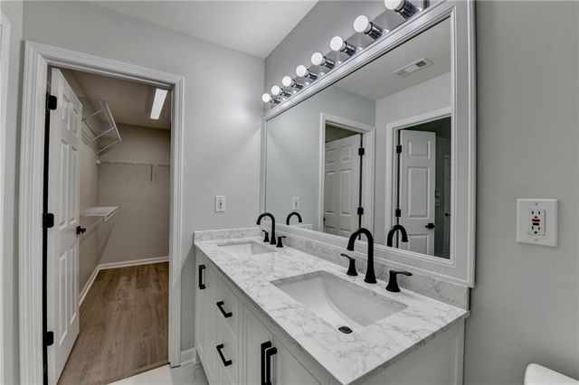 3977 Howell Park Road, Duluth, GA 30096