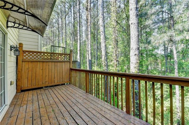 3977 Howell Park Road, Duluth, GA 30096