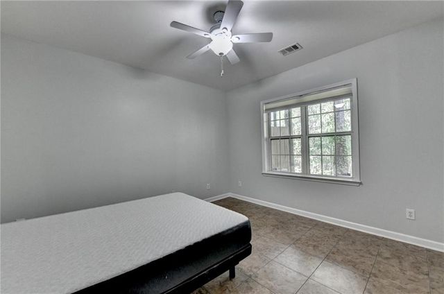 3977 Howell Park Road, Duluth, GA 30096