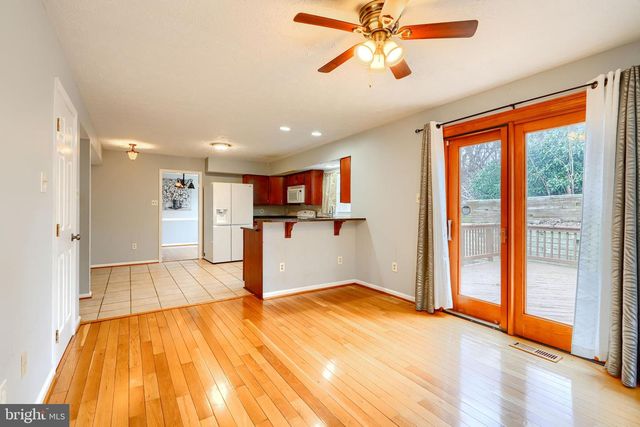 9318 HINES ESTATES DR, Parkville, MD 21234