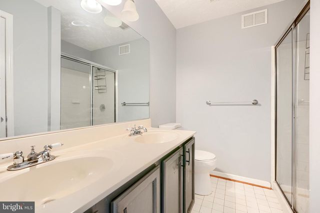 9318 HINES ESTATES DR, Parkville, MD 21234