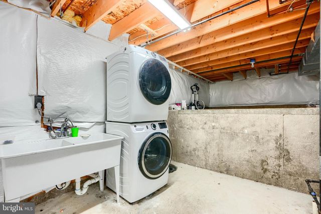 9318 HINES ESTATES DR, Parkville, MD 21234