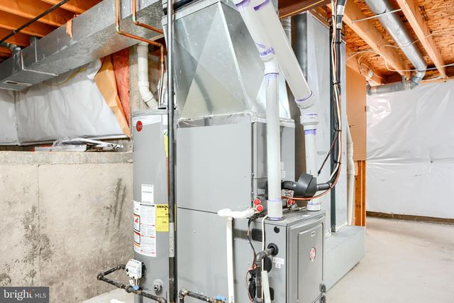 9318 HINES ESTATES DR, Parkville, MD 21234