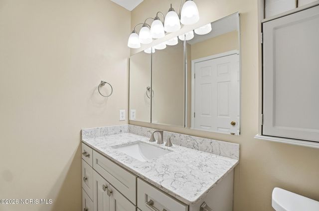 3127 Evergreen Road, Toledo, OH 43606