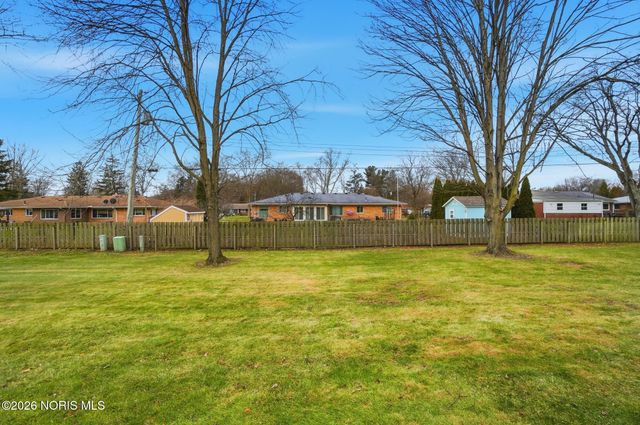 3127 Evergreen Road, Toledo, OH 43606