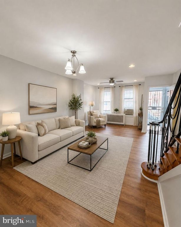 2438 S BANCROFT ST, Philadelphia, PA 19145