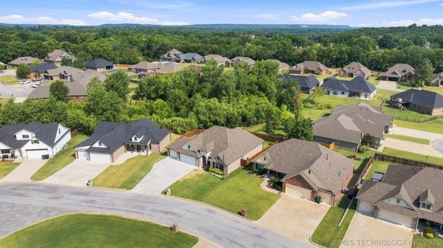 8457 Spring Creek Court, Claremore, OK 74019