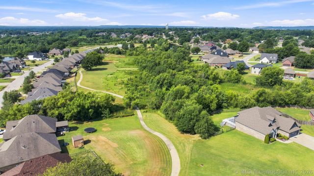 8457 Spring Creek Court, Claremore, OK 74019