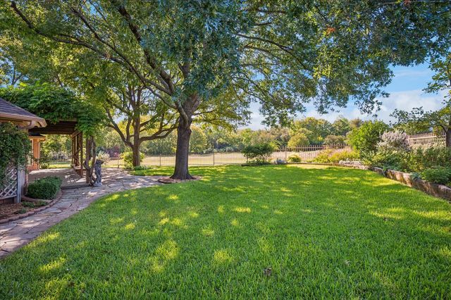 4424 Fair Ridge Drive, Fort Worth, TX 76008